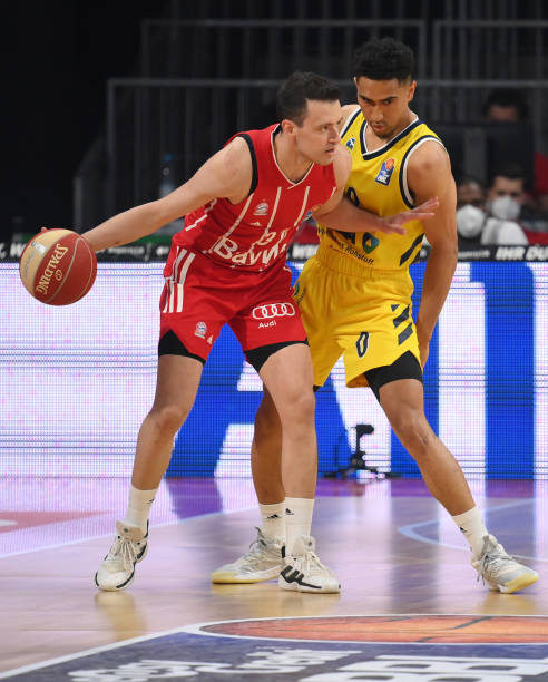 不断发展的 不断发展的