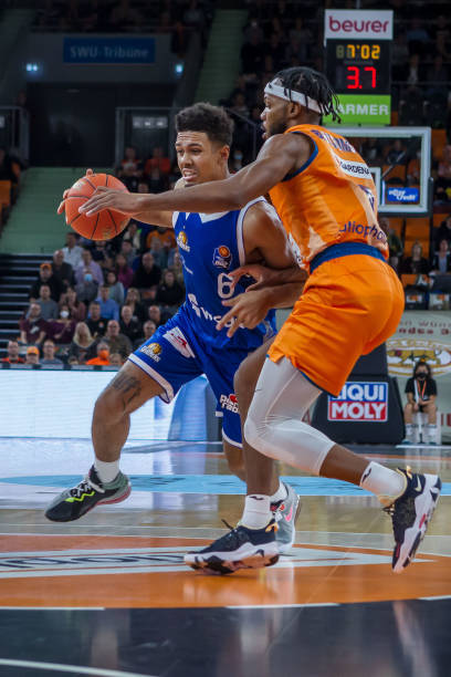 用一记势大 用一记势大