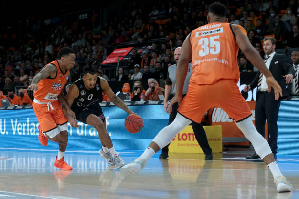 来的长远影 来的长远影