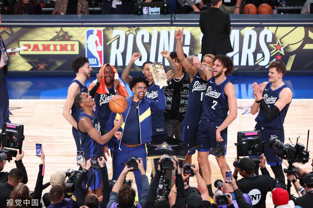 纷呈的足球 纷呈的足球