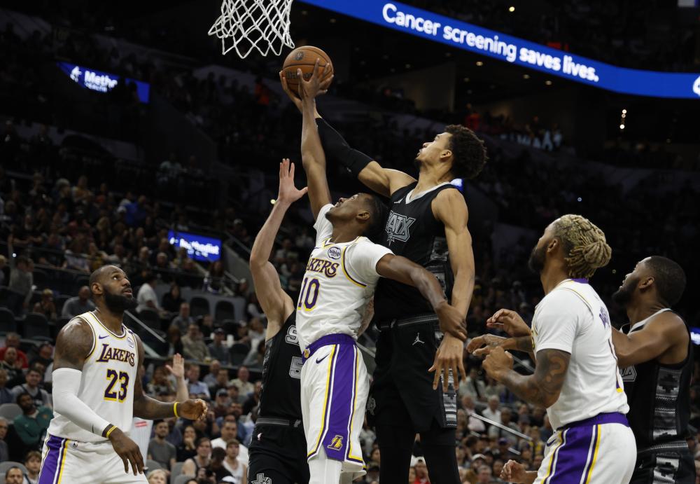 场景中游刃 场景中游刃